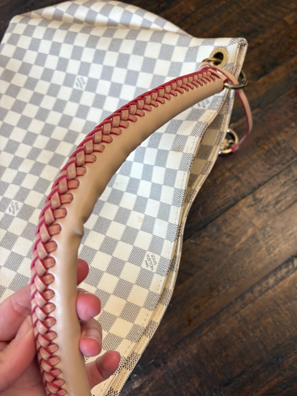 Louis Vuitton Damier Azur Artsy MM - Picture 9 of 9